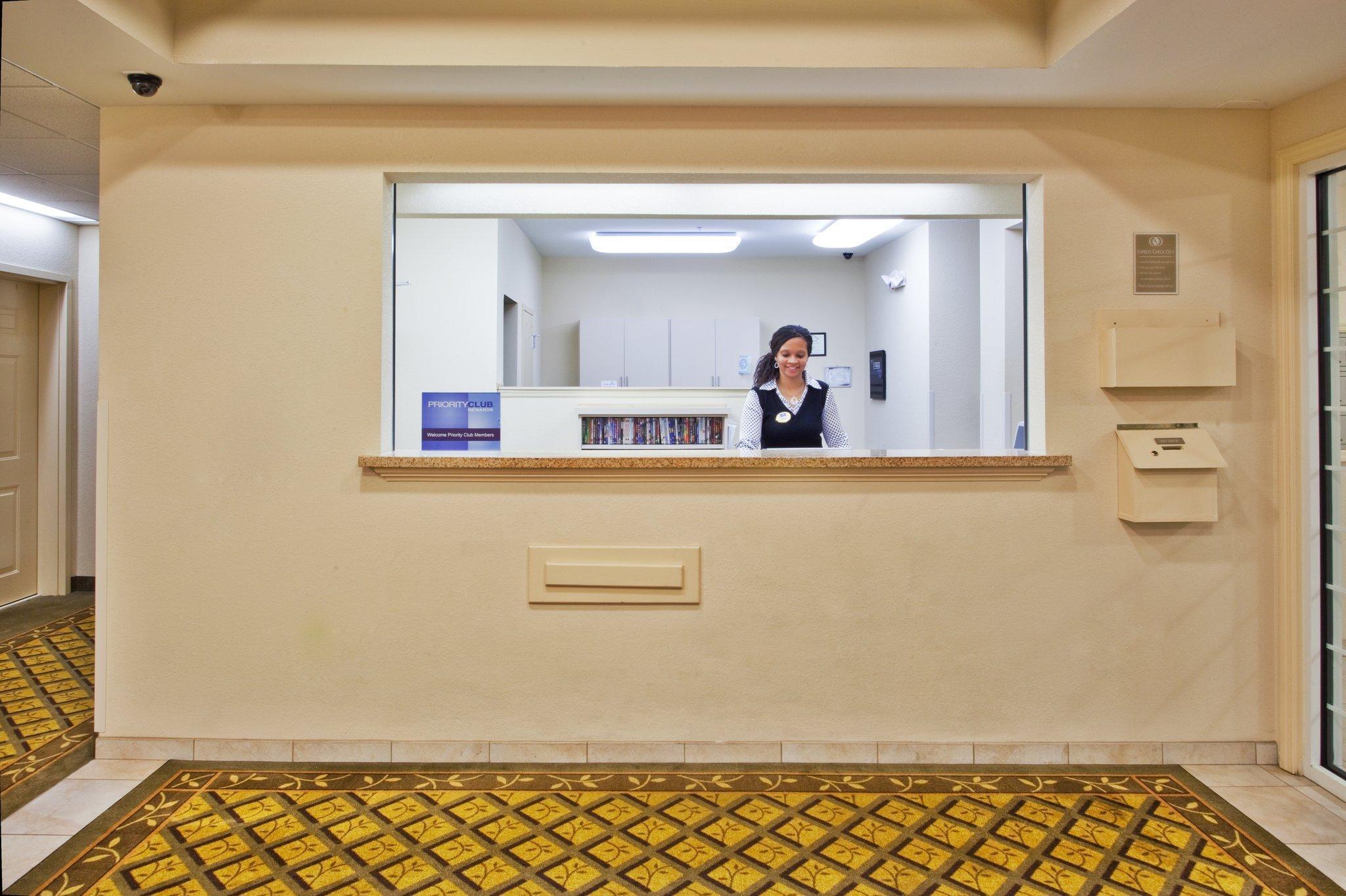 Candlewood Suites Warner Robins By Ihg Экстерьер фото